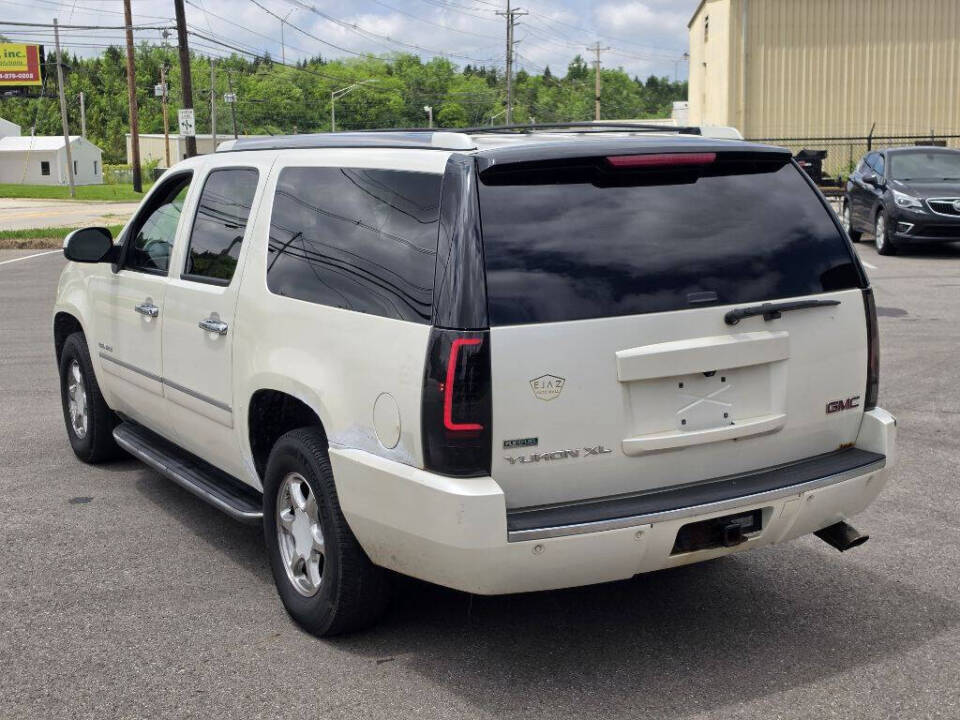 gmc yukon xl 2011 1GKS2MEF2BR135667 image gmc yukon xl 2011 1GKS2MEF2BR135667 image